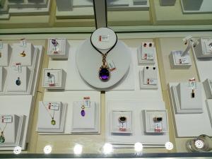 jewelry products 